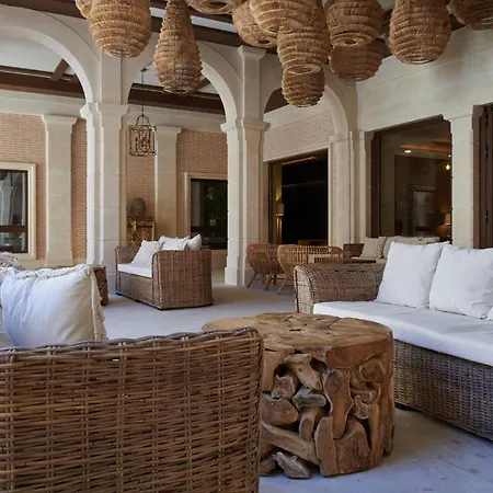 Hotel Ansares 4*
