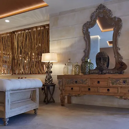 Ansares Hotel 4*